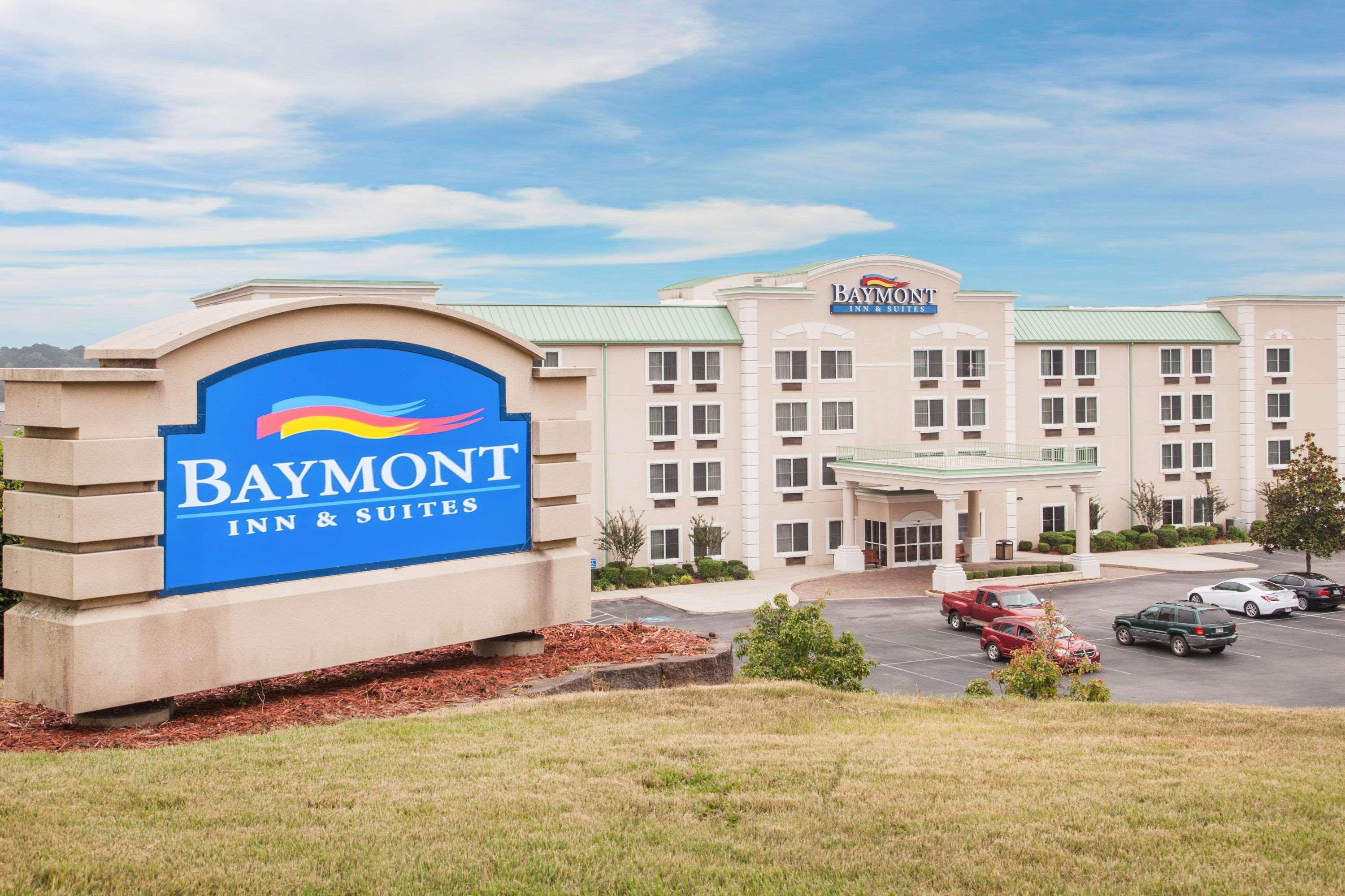 Baymont By Wyndham Hot Springs Hotel Exterior foto